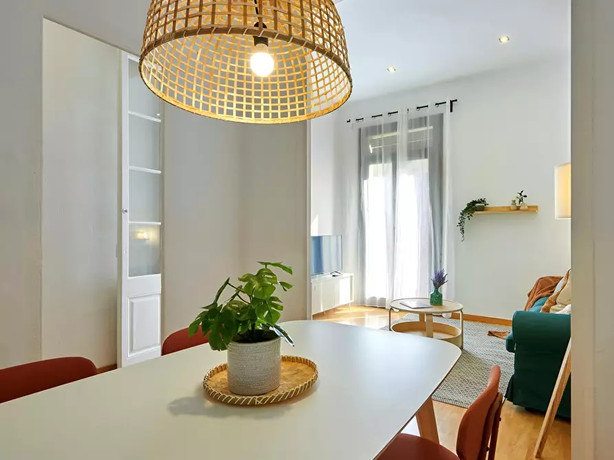 Immagine 10 di Appartamento in affitto  in Carrer de Sepúlveda a Barcelona