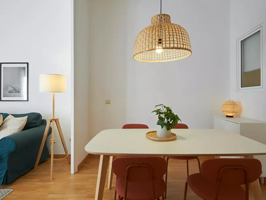 Immagine 6 di Appartamento in affitto  in Carrer de Sepúlveda a Barcelona