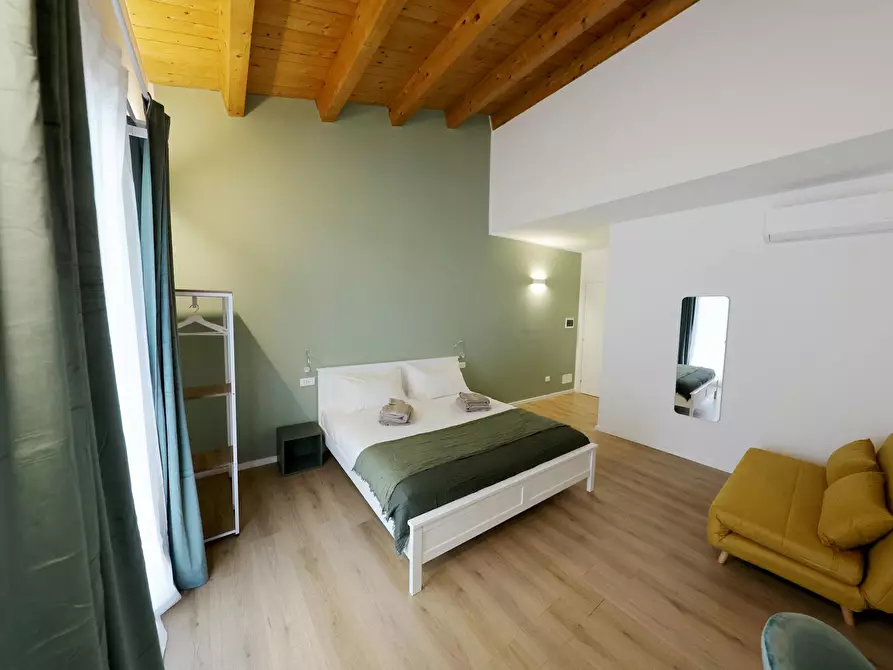 Immagine 7 di Camera in affitto  in Via Argenteria a Palermo