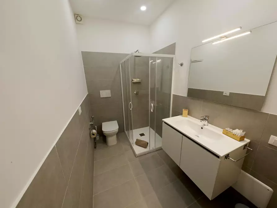 Immagine 5 di Camera in affitto  in Via Argenteria a Palermo