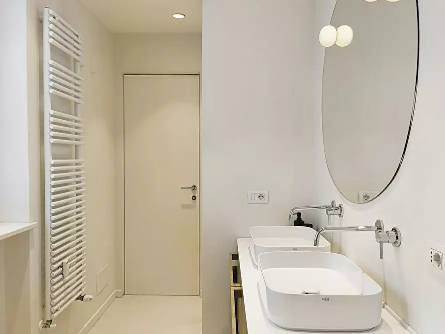 Immagine 5 di Appartamento in affitto  in Via Ventimiglia a Torino