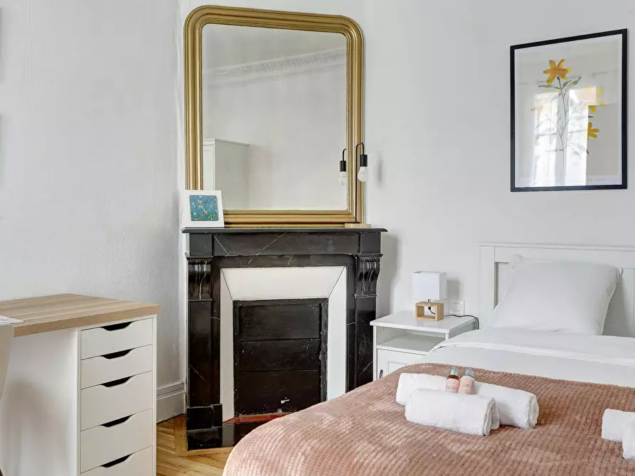 Immagine 2 di Appartamento in affitto  in Rue du 22 Septembre a Courbevoie