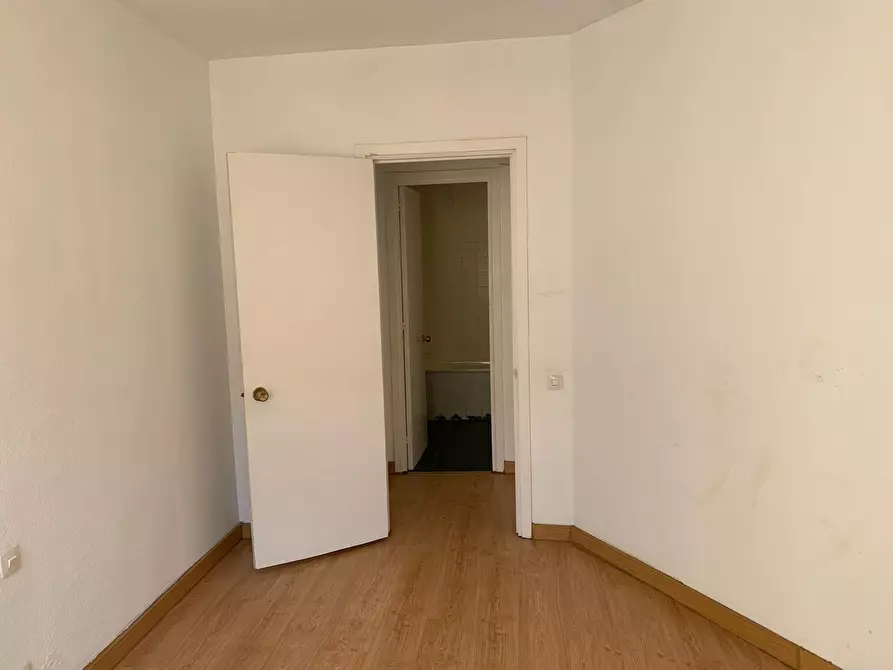 Immagine 3 di Appartamento in affitto  in Calle de San Bernardo a Madrid