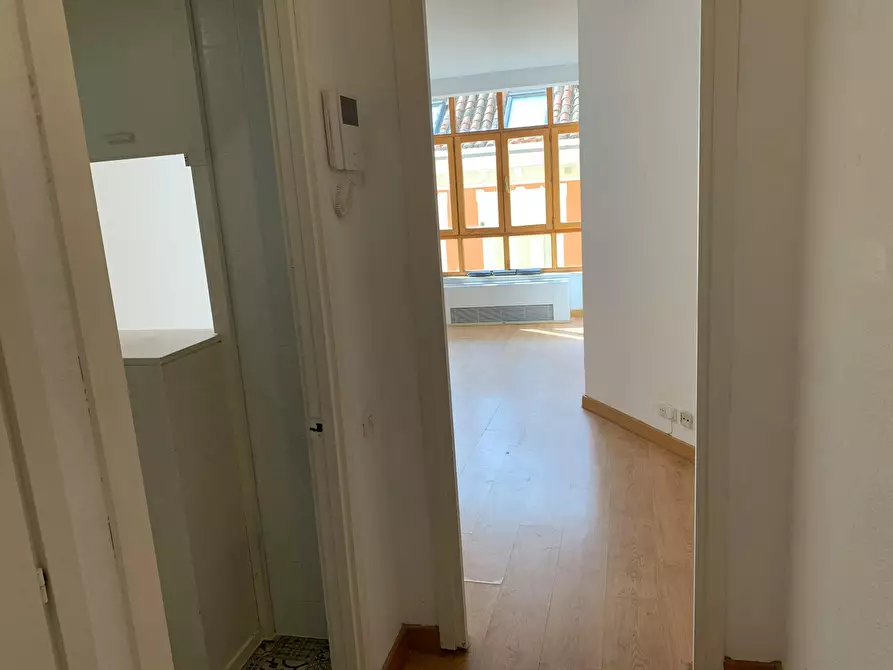 Immagine 4 di Appartamento in affitto  in Calle de San Bernardo a Madrid
