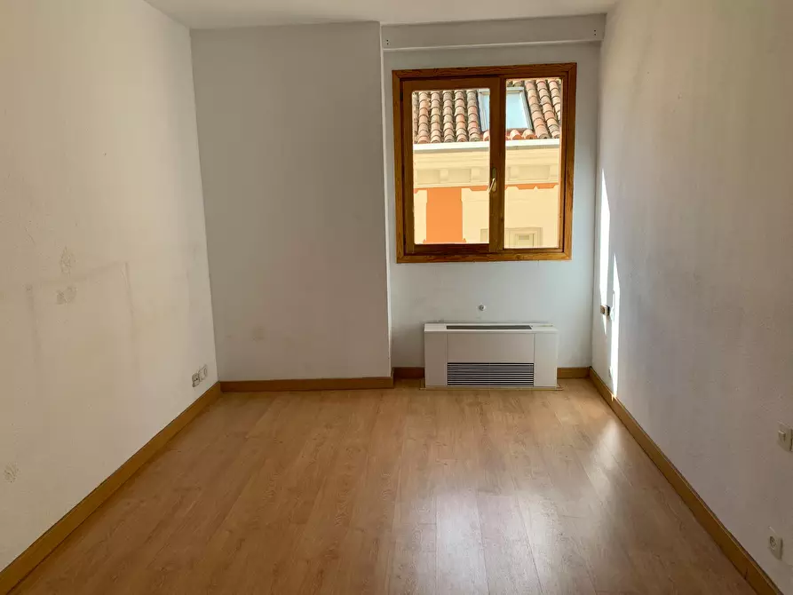 Immagine 2 di Appartamento in affitto  in Calle de San Bernardo a Madrid