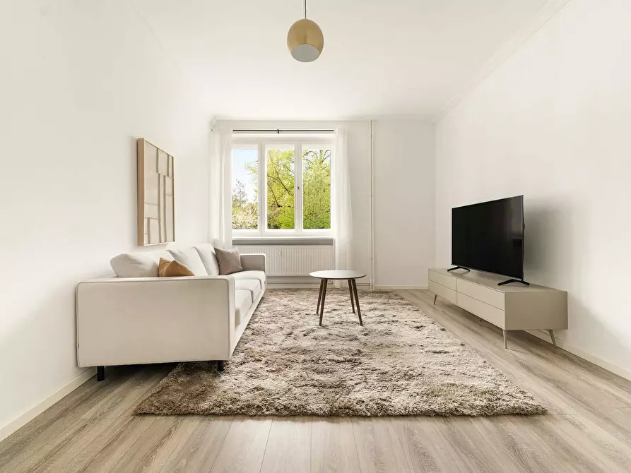 Immagine 2 di Appartamento in affitto  in Spilstraße a Berlin
