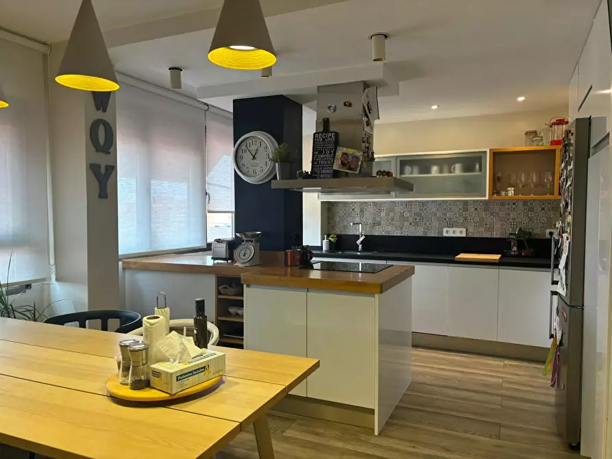 Immagine 1 di Casa indipendente in affitto  in Paseo Arco de Ladrillo a Valladolid
