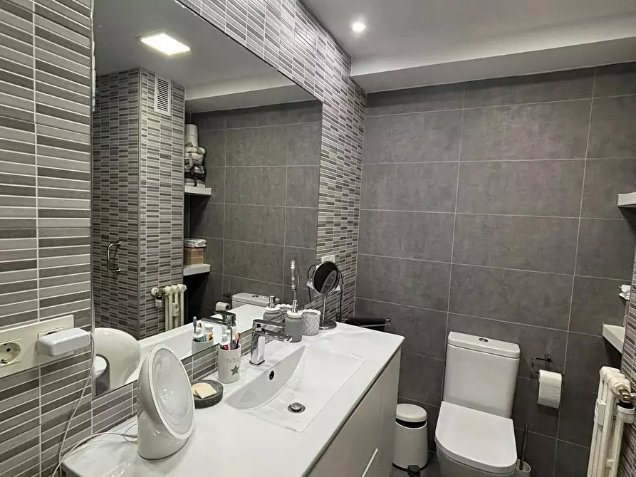 Immagine 9 di Casa indipendente in affitto  in Paseo Arco de Ladrillo a Valladolid