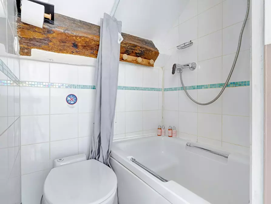 Immagine 5 di Appartamento in affitto  in Rue Buffon a Paris 05