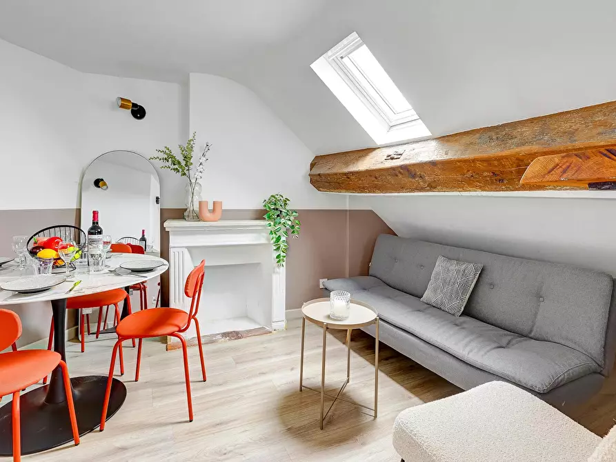 Immagine 1 di Appartamento in affitto  in Rue Buffon a Paris 05