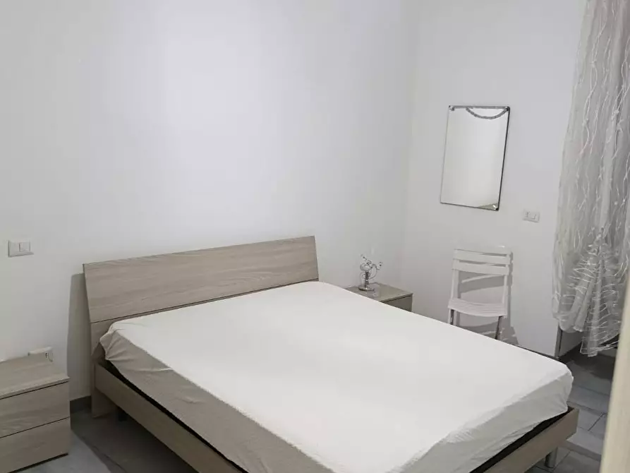 Immagine 1 di Camera in affitto  in Vico Vetriera Vecchia a Napoli