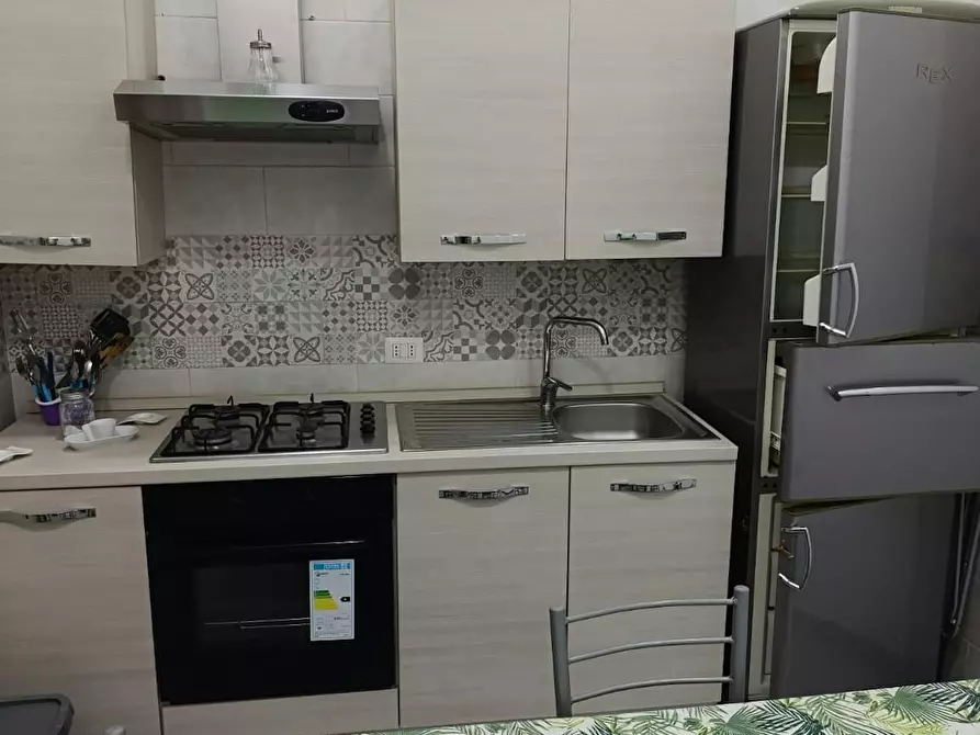 Immagine 4 di Camera in affitto  in Vico Vetriera Vecchia a Napoli