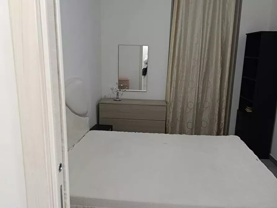 Immagine 2 di Camera in affitto  in Vico Vetriera Vecchia a Napoli