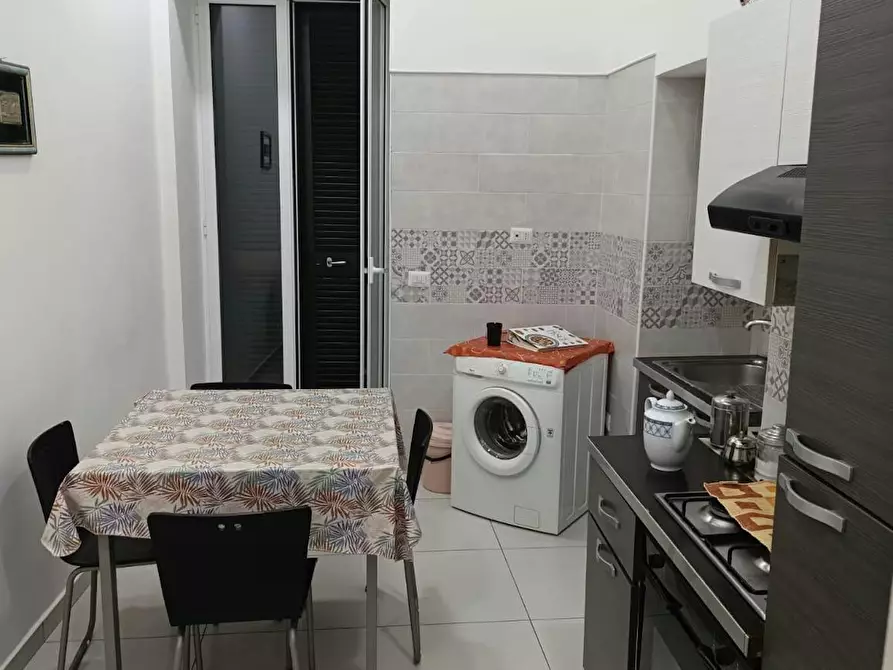 Immagine 9 di Camera in affitto  in Vico Vetriera Vecchia a Napoli