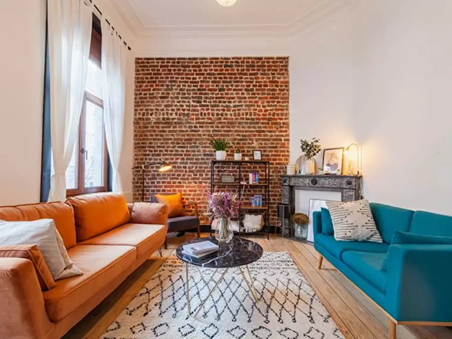 Immagine 2 di Casa indipendente in affitto  in Rue de Roumanie a Saint-Gilles