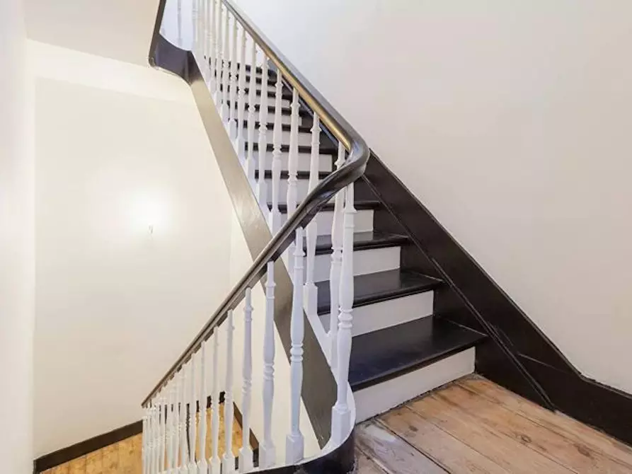 Immagine 8 di Casa indipendente in affitto  in Rue de Roumanie a Saint-Gilles