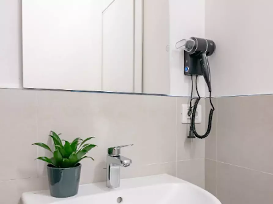 Immagine 7 di Camera in affitto  in Via del Ponte all'Asse a Firenze