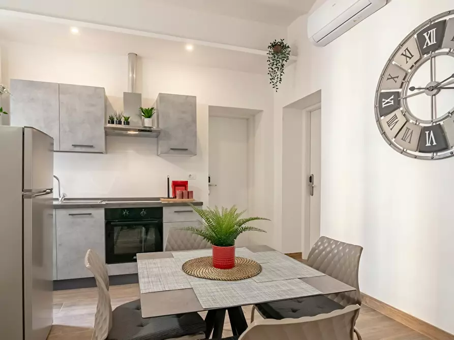 Immagine 2 di Camera in affitto  in Via del Ponte all'Asse a Firenze