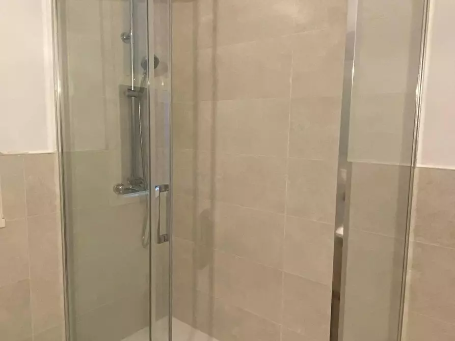 Immagine 9 di Camera in affitto  in Rúa Médico Don José Mato a Vigo