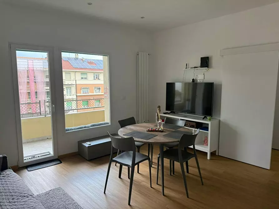 Immagine 3 di Appartamento in affitto  in Corso Sebastopoli a Torino