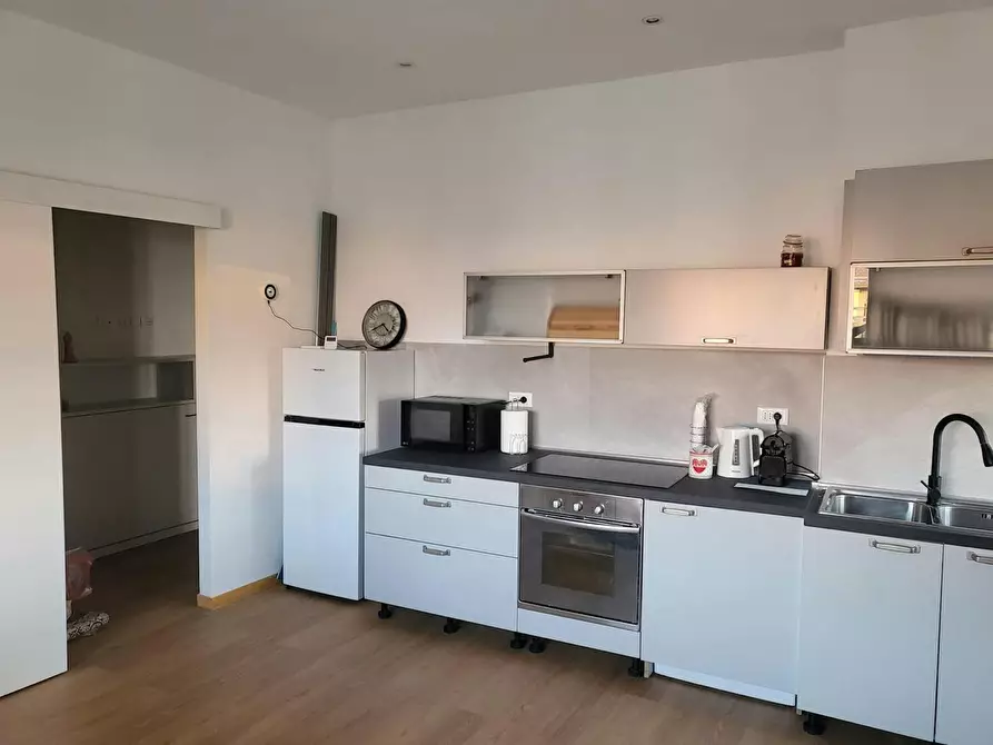 Immagine 7 di Appartamento in affitto  in Corso Sebastopoli a Torino