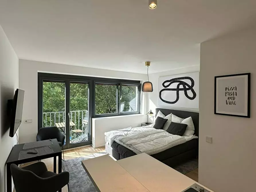 Immagine 4 di Appartamento in affitto  in Mariannenplatz a Berlin Kreuzberg