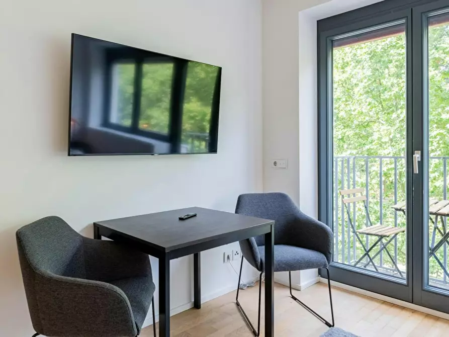 Immagine 9 di Appartamento in affitto  in Mariannenplatz a Berlin Kreuzberg