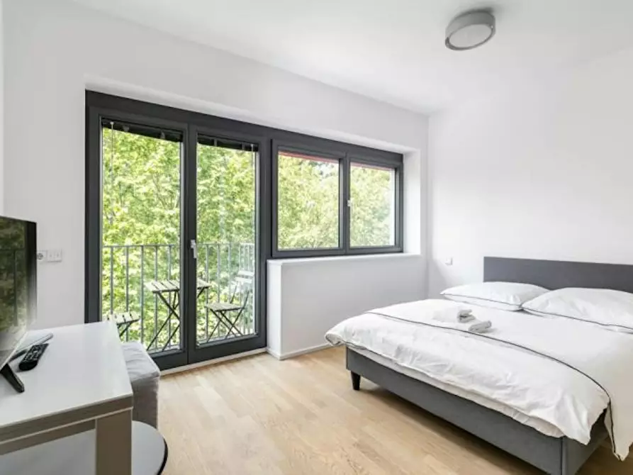 Immagine 5 di Appartamento in affitto  in Mariannenplatz a Berlin Kreuzberg