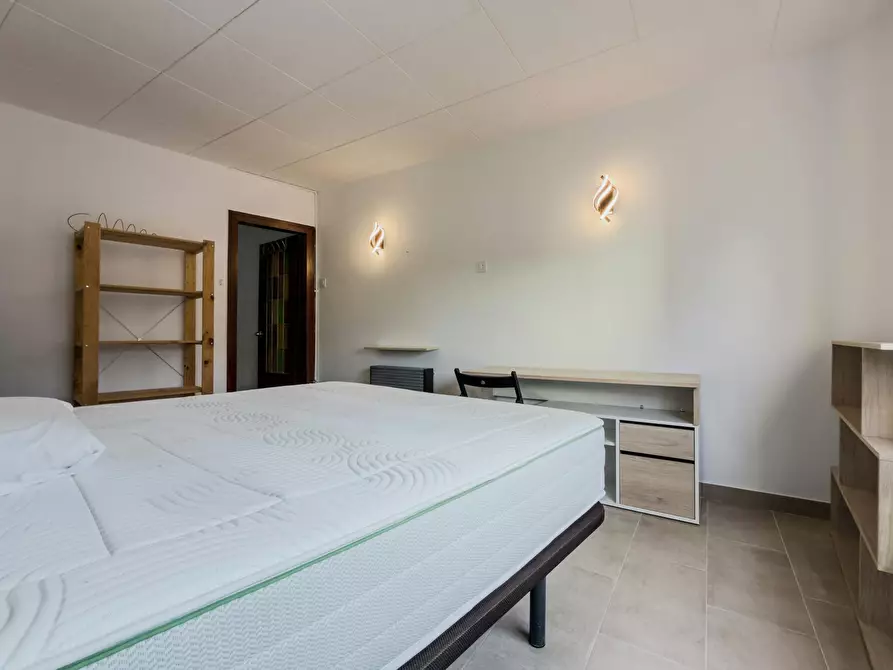 Immagine 5 di Appartamento in affitto  in Carrer de Bacardí a Barcelona