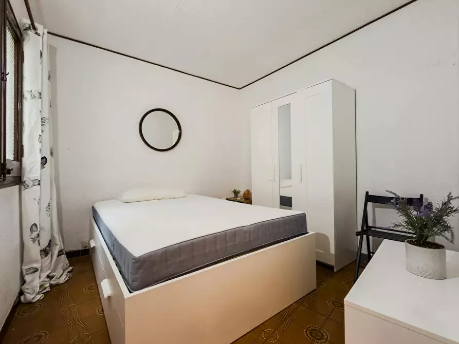 Immagine 8 di Appartamento in affitto  in Carrer de Bacardí a Barcelona