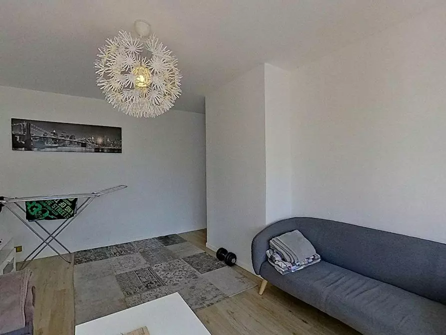 Immagine 8 di Camera in affitto  in Square du Haut Blosne a Rennes