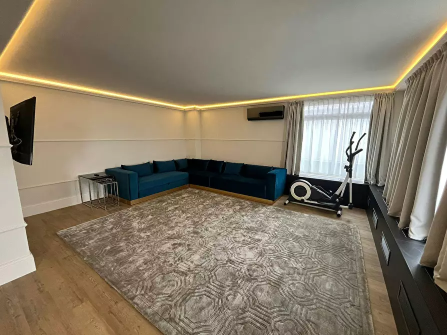 Immagine 3 di Appartamento in affitto  in Bismarckstraße a Berlin