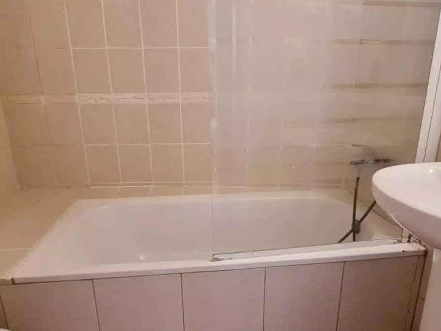 Immagine 10 di Appartamento in affitto  in Carrer Nou de la Rambla a Barcelona