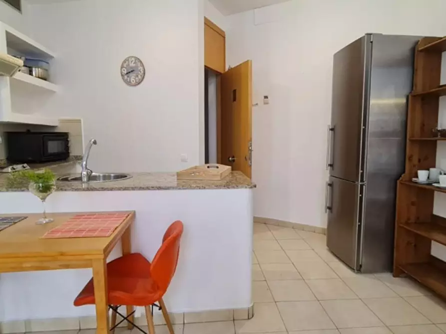 Immagine 3 di Appartamento in affitto  in Carrer Nou de la Rambla a Barcelona