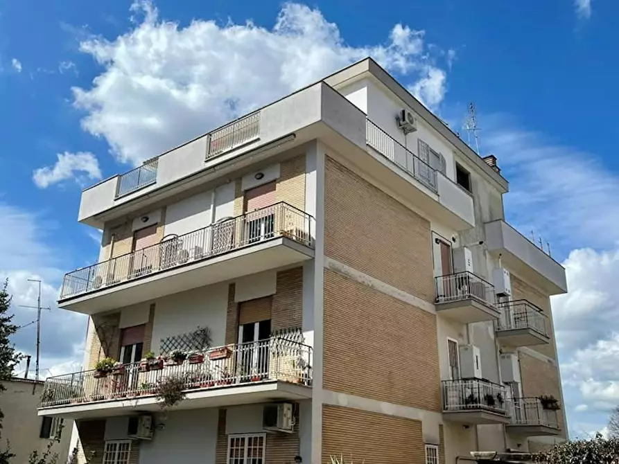 Immagine 8 di Appartamento in affitto  in Via Andrea Verga a Roma