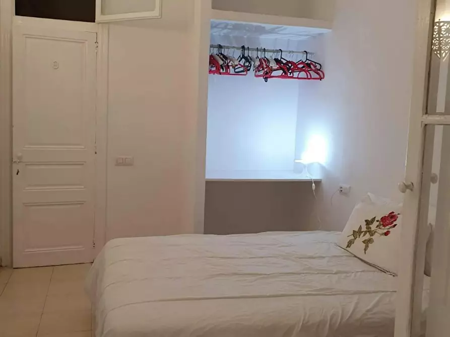 Immagine 5 di Camera in affitto  in Calle de Talleres a El Ballestero