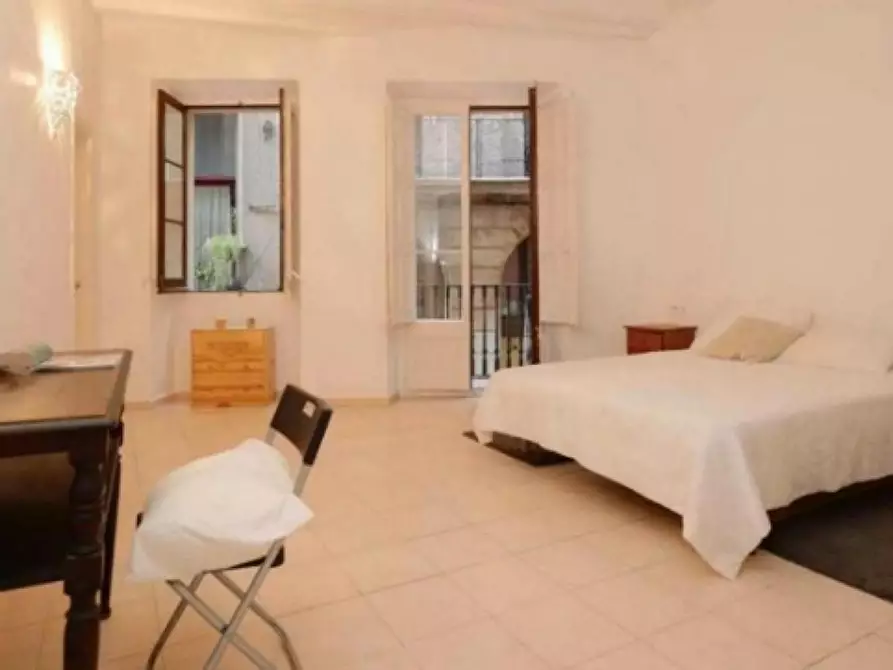 Immagine 2 di Camera in affitto  in Calle de Talleres a El Ballestero