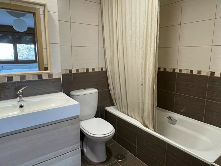 Immagine 10 di Appartamento in affitto  in Calle Concejo de Villayón a Gijon