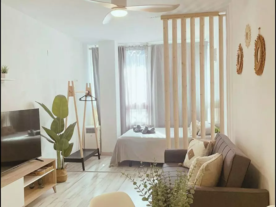 Immagine 1 di Appartamento in affitto  in Calle Mar Baltico a Torrevieja