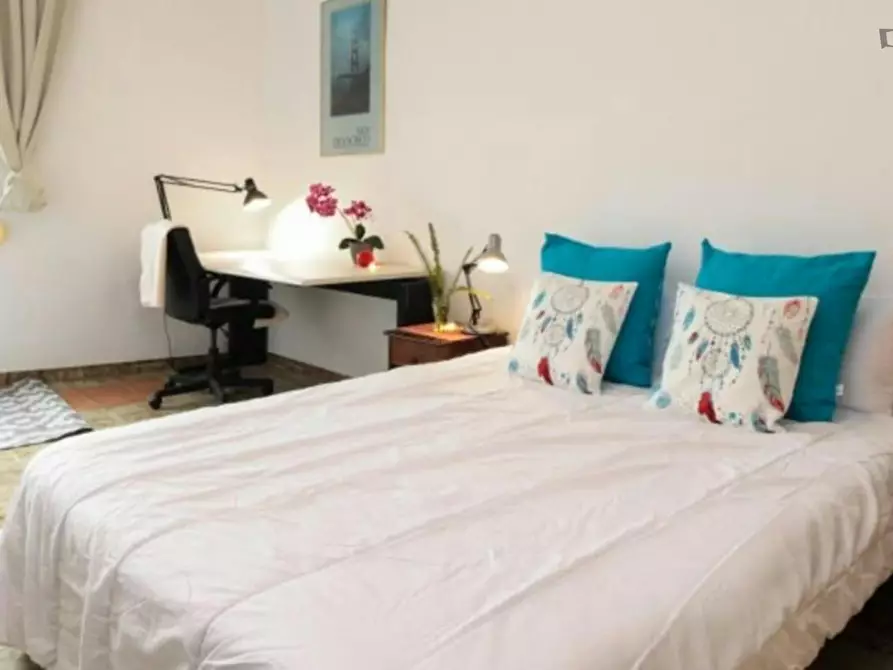 Immagine 6 di Camera in affitto  in La Rambla a Barcelona