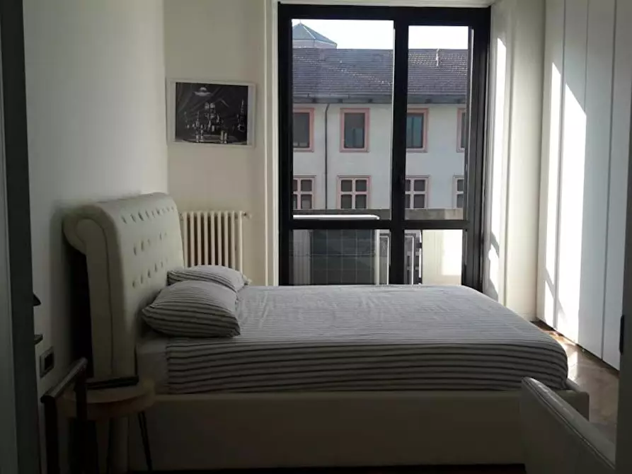 Immagine 8 di Appartamento in affitto  in Via Tonale a Milano