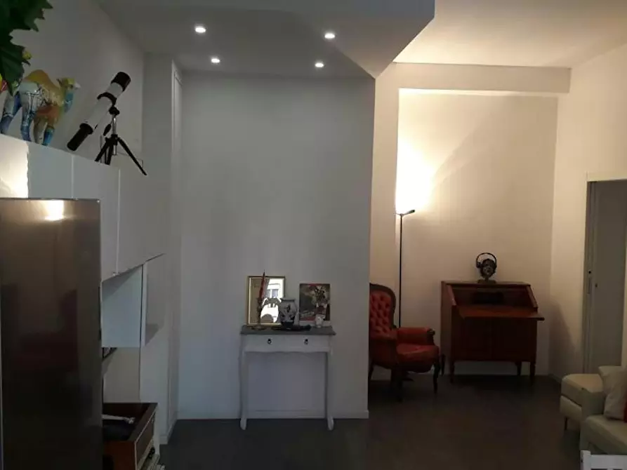 Immagine 2 di Appartamento in affitto  in Via Tonale a Milano