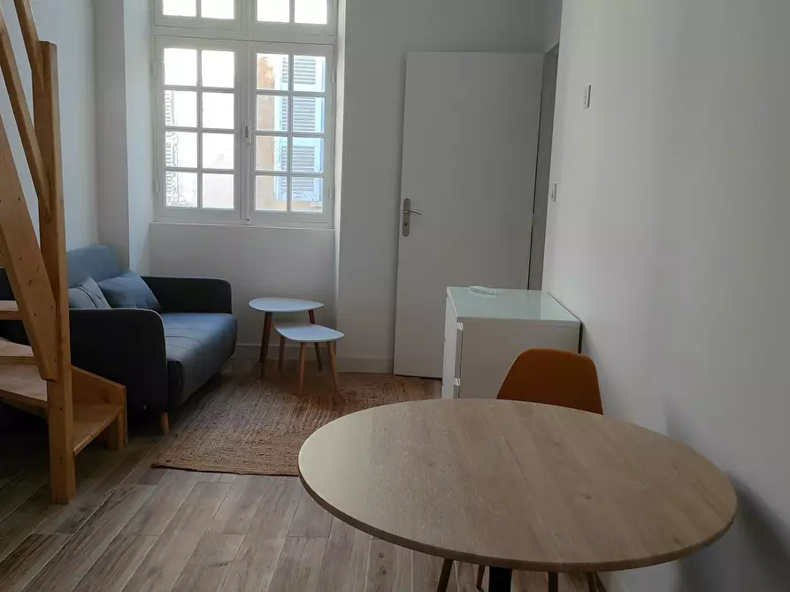 Immagine 4 di Camera in affitto  in Grand Rue a Nîmes