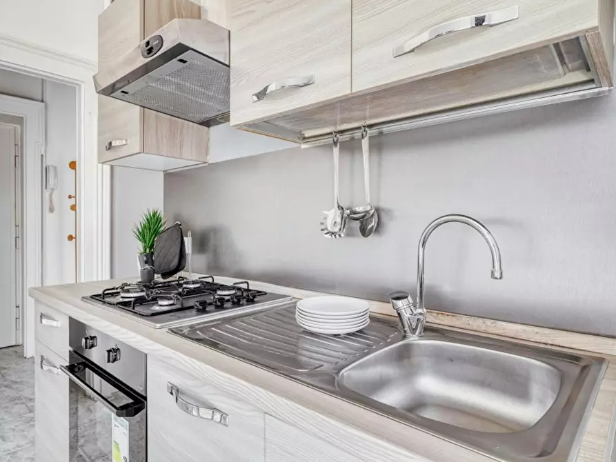 Immagine 6 di Camera in affitto  in Via Francesco Brioschi a Milano