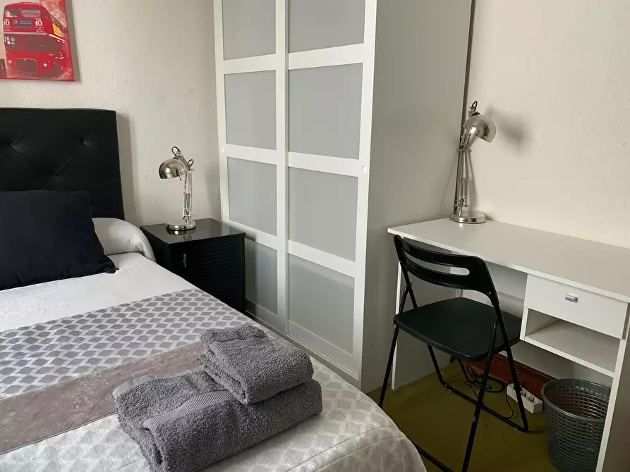 Immagine 2 di Camera in affitto  in Calle Blas de Otero a Bilbao