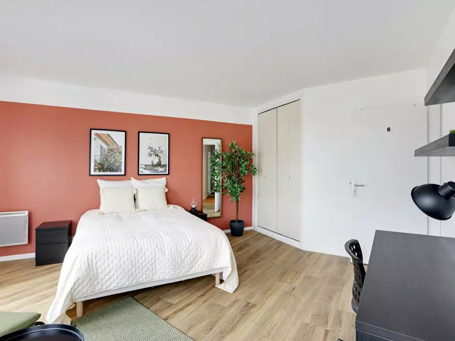 Immagine 1 di Camera in affitto  in Rue de l'Abreuvoir a Courbevoie