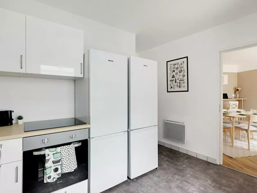 Immagine 10 di Camera in affitto  in Rue de l'Abreuvoir a Courbevoie