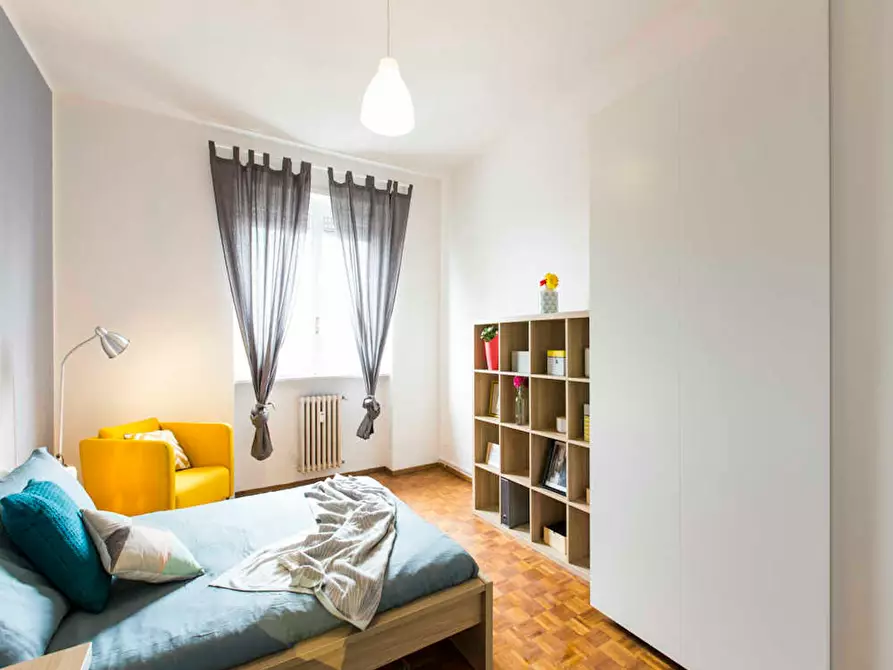 Immagine 2 di Camera in affitto  in Via dei Mandorli a Buccinasco