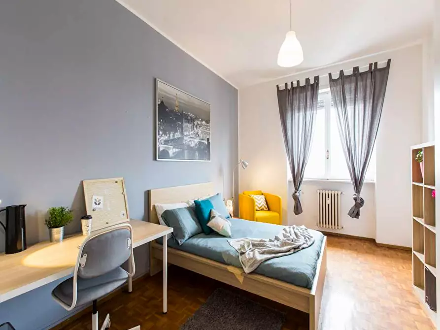 Immagine 3 di Camera in affitto  in Via dei Mandorli a Buccinasco