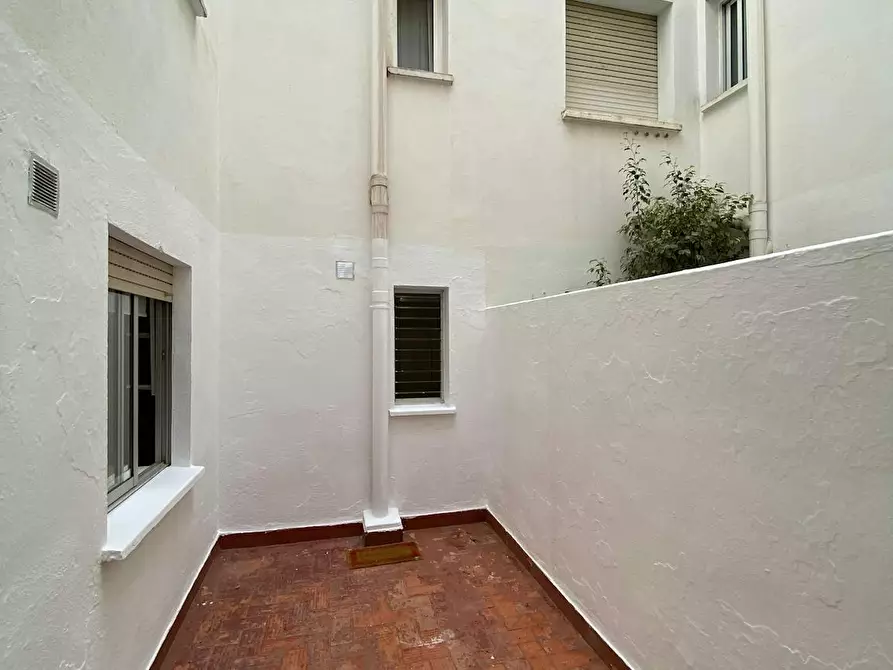 Immagine 10 di Camera in affitto  in Carrer Joan Lluis Vives a Manises